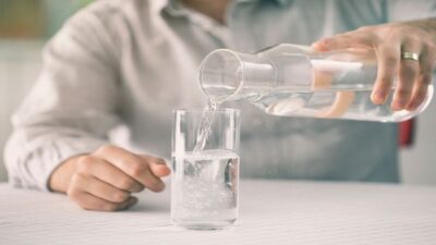 Những sai lầm phổ biến về calo trong nước lọc