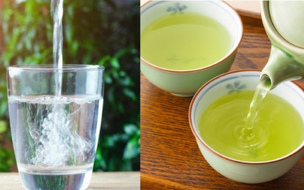 Nước lọc và trà xanh là hai loại đồ uống lý tưởng, gần như không chứa calo
