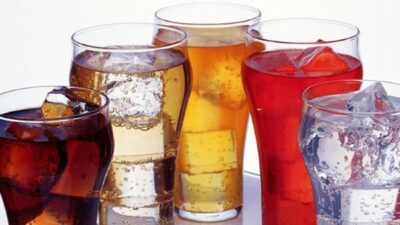Nước ngọt không calo so với nước lọc và các loại đồ uống khác