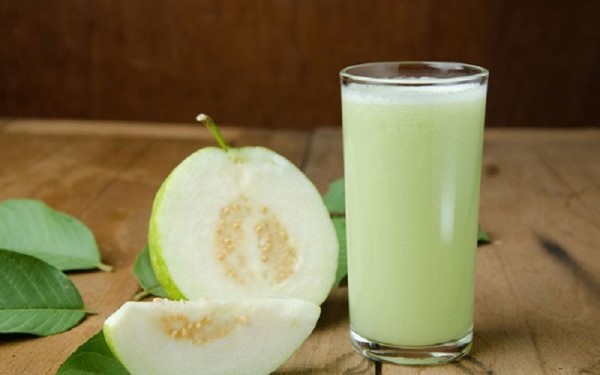 Công thức tính calo cho các món sinh tố và nước ép ổi