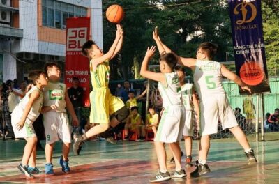 Kích thước sân bóng rổ dành cho học sinh
